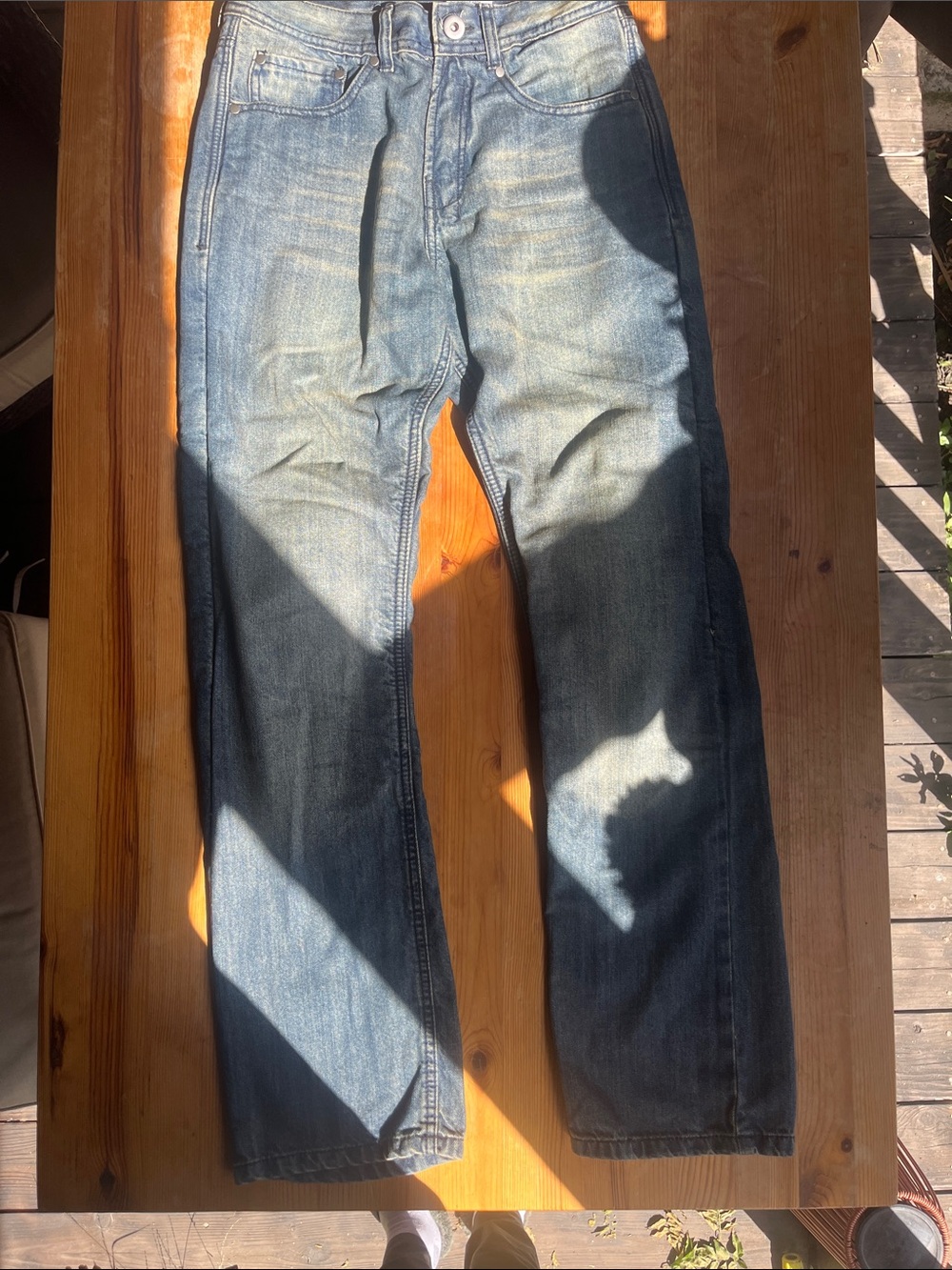 Relaxed Fit Men's Jeans in Faded Blue